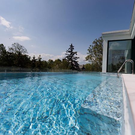 Villa Bauhaus Wellness Apartman Siófok Exteriér fotografie