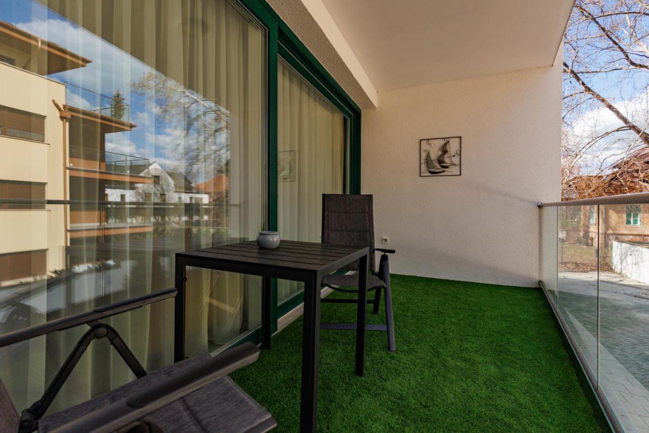 Villa Bauhaus Wellness Apartman Siófok Exteriér fotografie